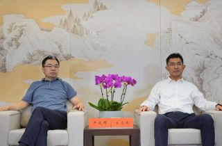 澧縣縣委書(shū)記王啟武一行考察湖南萌恒 共話合作發(fā)展新未來(lái)
