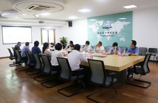 鄞州區(qū)商務局領(lǐng)導蒞臨國貿(mào)走訪調(diào)研